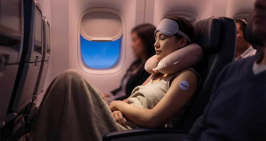 How To Sleep On A Plane? 8 How to sleep on a plane Dailyrise